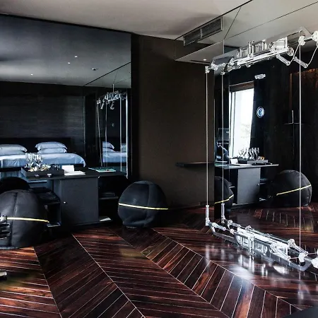 Отель L'h Риччоне