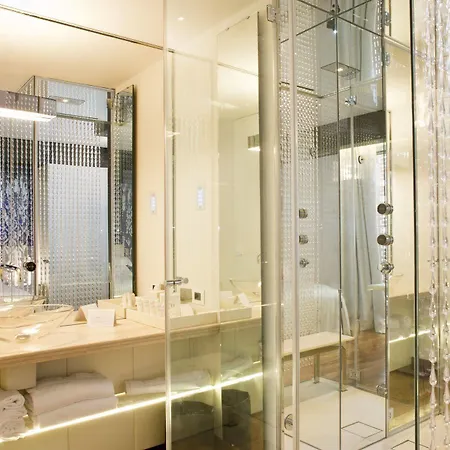 Hotel L'h 4*